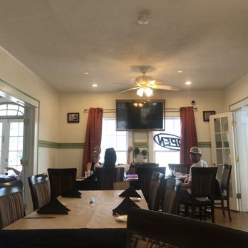 The Reserve Retreat - Main dining - Coffee & Tea Near Me - Sarasota, Florida The Reserve Retreat - Main dining - Coffee & Tea Near Me - Sarasota, Florida