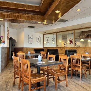 Chef Bo - Interior - Chinese Near Me - Elk Grove, California