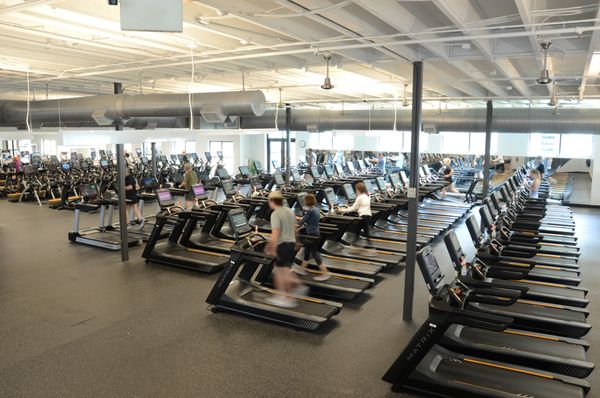 5月中 @ymcaページ Green Hills YMCA, 4041 Hillsboro Cir, Nashville, TN 37215