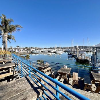 Fish - Outdoor patio seating next to the water. - Seafood Near Me - Sausalito, California