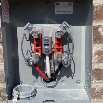 Ceasar’s Electric - Meter Can installation with main service wire - Electricians Near Me - Lake Charles, Louisiana Ceasar’s Electric - Meter Can installation with main service wire - Electricians Near Me - Lake Charles, Louisiana