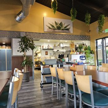 iPho - 9-3-24. Interior - Vietnamese Near Me - San Jose, California iPho - 9-3-24. Interior - Vietnamese Near Me - San Jose, California