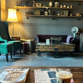 Nautilus Coffee - Coffee & Tea Near Me - Tavares, Florida
