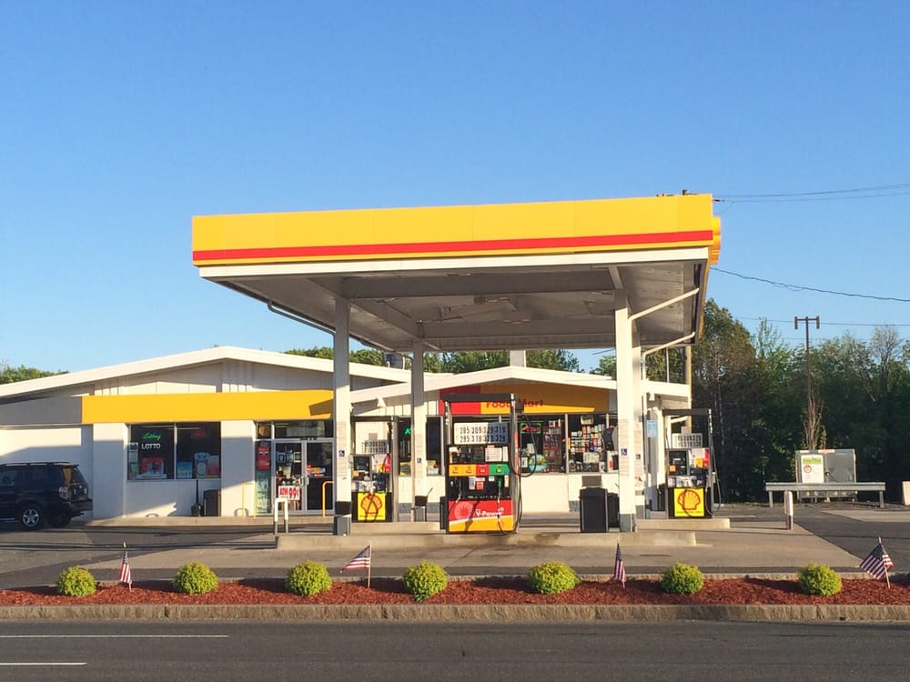 SPENCER STREET SHELL Updated August 2024 252 Spencer St, Manchester, Connecticut Gas