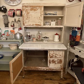 Pomona Antique Mart - Hoosier cabinet - Antiques Near Me - Pomona, California Pomona Antique Mart - Hoosier cabinet - Antiques Near Me - Pomona, California