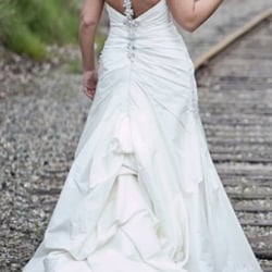 Kimberley's - 3-tiered bustle