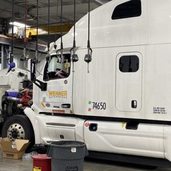 Peterbilt of Lincoln