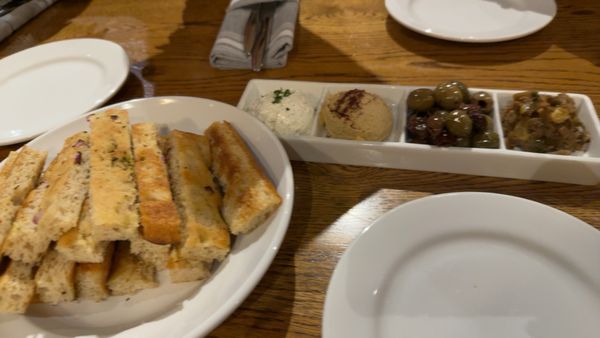 Mediterranea Restaurant & Bakery by null