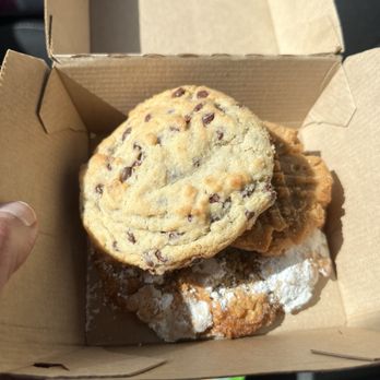 Asters Cafe and Bakery - Breakfast & Brunch Near Me - Marfa, Texas