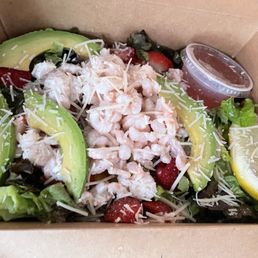 Shrimp and strawberry salad Shrimp and strawberry salad