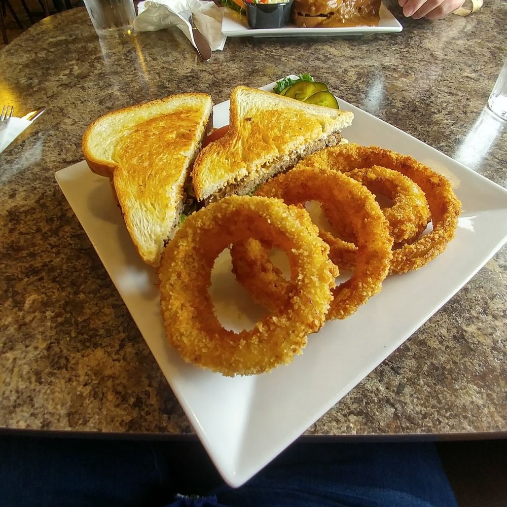 Meatloaf burger with onion rings Meatloaf burger with onion rings