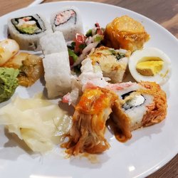 Little Fish Buffet - SUSHI