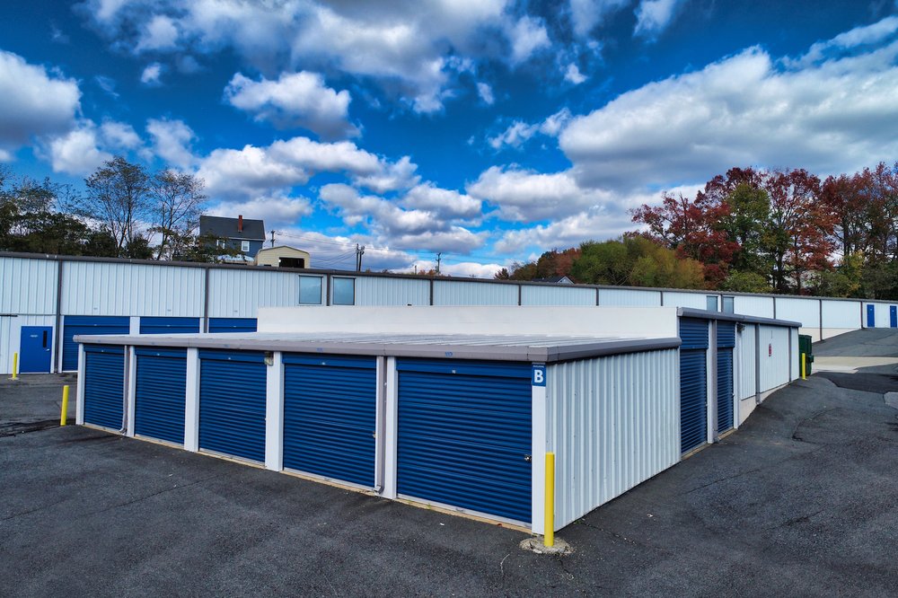 DUMFRIES SELF STORAGE Updated October 2024 17625 Possum Point Rd