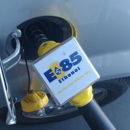 Yellow cap for Flex Fuel E85 compatibility
