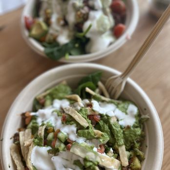 CAVA - Mediterranean Near Me - Richmond, Texas