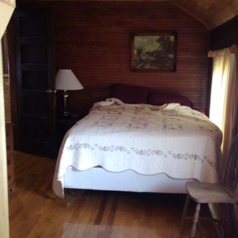 Cooperstown Baseball Hotel - 1Queen size bedroom with private bath - Hotels Near Me - Richfield Springs, New York Cooperstown Baseball Hotel - 1Queen size bedroom with private bath - Hotels Near Me - Richfield Springs, New York