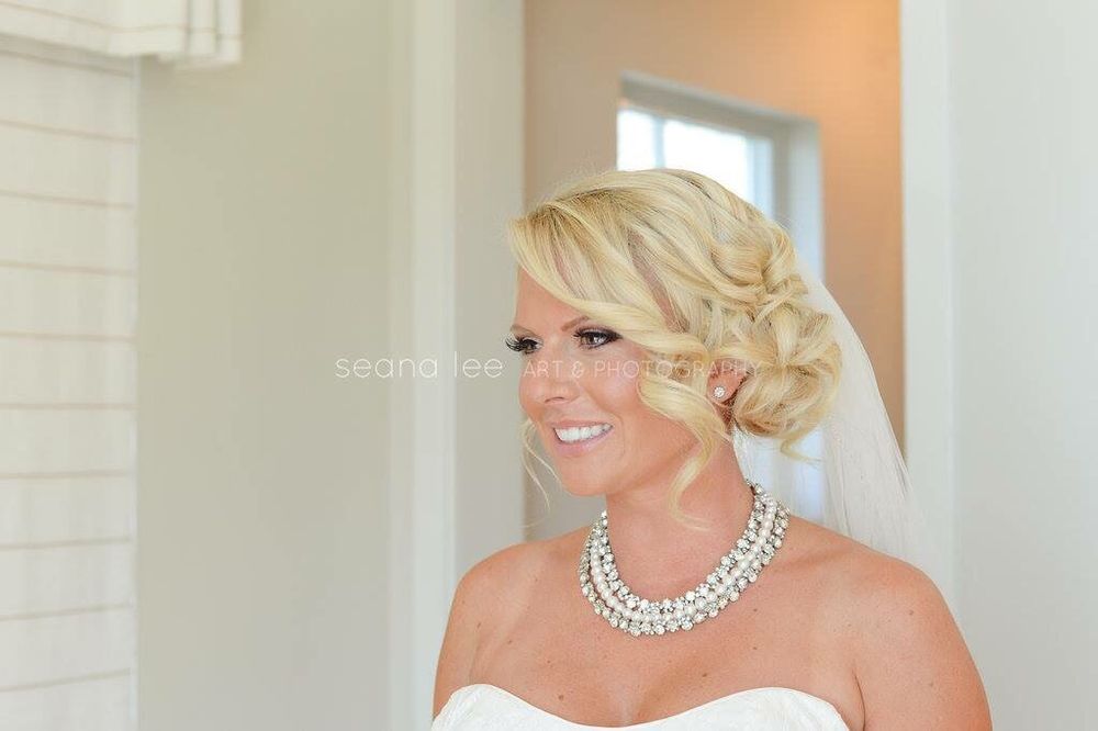 Hair Connection Logo