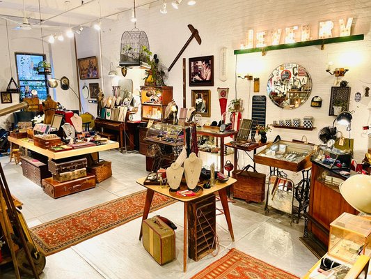 Thea Grant | Antique, Vintage & Custom Jewelry by null