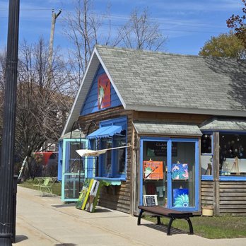 Painted Frog Art Studio - Exterior - Art Classes Near Me - Pentwater, Michigan Painted Frog Art Studio - Exterior - Art Classes Near Me - Pentwater, Michigan