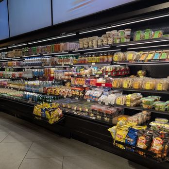 District Market - Grab and go food and beverages - Accessories Near Me - San Francisco, California District Market - Grab and go food and beverages - Accessories Near Me - San Francisco, California