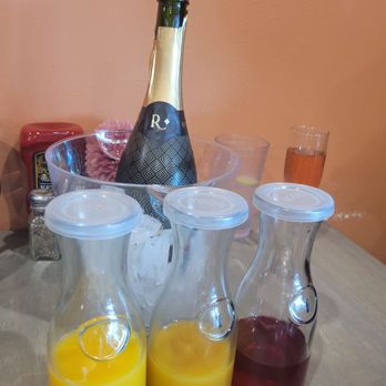 Main Kitchen Bar & Grill - Brunch time! - New American Near Me - Canoga Park, California Main Kitchen Bar & Grill - Brunch time! - New American Near Me - Canoga Park, California