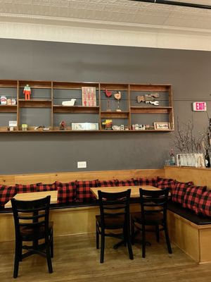 Maine Street Bistro by null