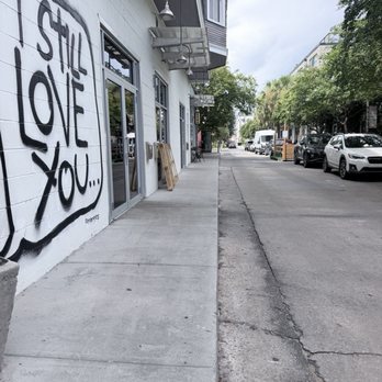 Crispi - Street with some other shops - Food Trucks Near Me - Savannah, Georgia