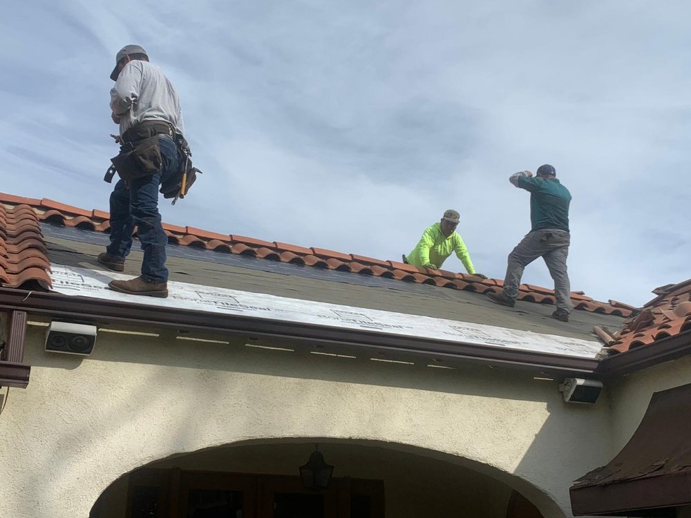 Slide of The Local Roofers and Builders