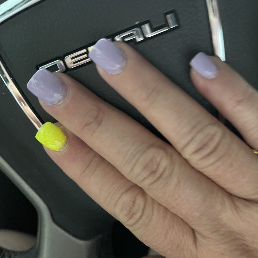 Jade Nail Spa - Zoom at the yellow finger specially - Nail Salons Near Me - Lewisville, Texas Jade Nail Spa - Zoom at the yellow finger specially - Nail Salons Near Me - Lewisville, Texas