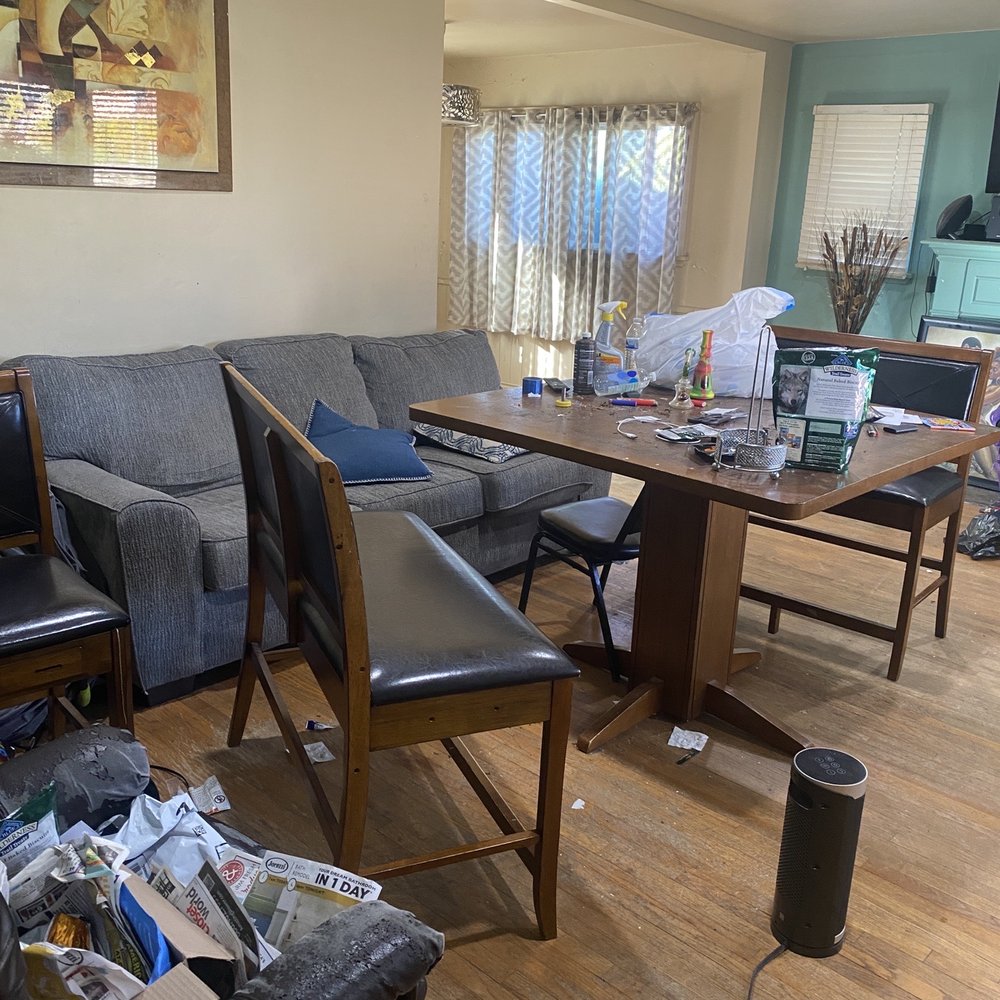 R2R Junk Removal - Furniture in the home - Junk Removal & Hauling Near Me R2R Junk Removal - Furniture in the home - Junk Removal & Hauling Near Me