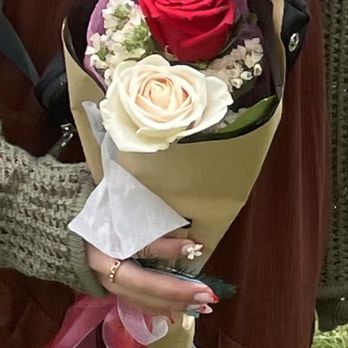 Love These Flowers - Gorgeous bouquet that Love These Flowers put together for me. - Florists Near Me - San Francisco, California Love These Flowers - Gorgeous bouquet that Love These Flowers put together for me. - Florists Near Me - San Francisco, California