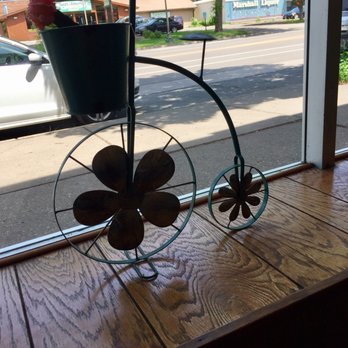 Kim's Chow Mein - Bike decor in the window - Chinese Near Me - Saint Paul, Minnesota Kim's Chow Mein - Bike decor in the window - Chinese Near Me - Saint Paul, Minnesota