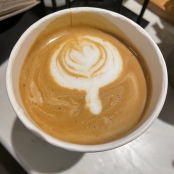 Backstory Coffee Roasters - Vanilla Latte - Coffee & Tea Near Me - Minneapolis, Minnesota