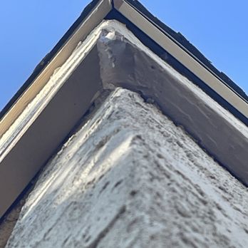 Terminix - Another view of botched board, unmitered, caulk filling. Shrinking, chipping, fading - Pest Control Near Me - Ventura, California Terminix - Another view of botched board, unmitered, caulk filling. Shrinking, chipping, fading - Pest Control Near Me - Ventura, California