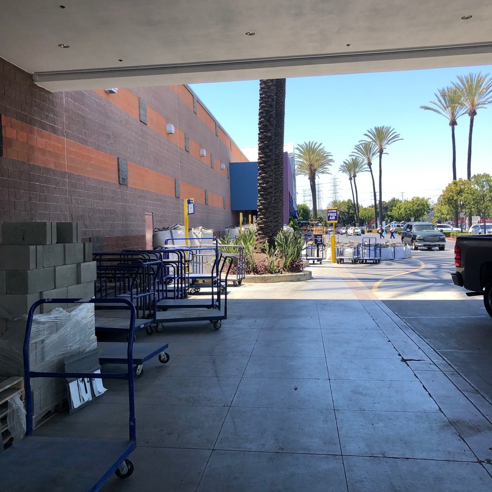 Lowe's - Department Stores Near Me - Long Beach, California