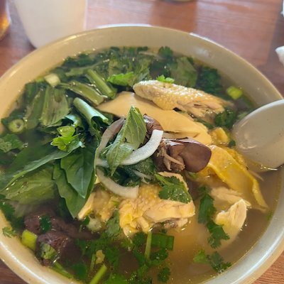 Pho Ga Thanh Thanh by null