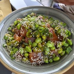 GUD - Hawiian bowl.