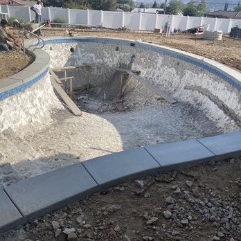 Sparkling Pool Service - Pool & Hot Tub Service Near Me - Fontana, California Sparkling Pool Service - Pool & Hot Tub Service Near Me - Fontana, California