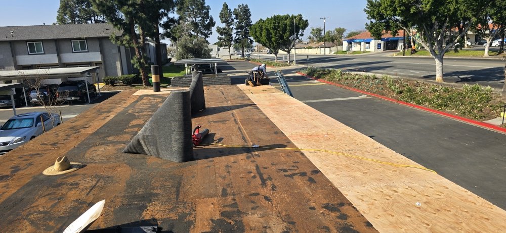 Slide of JB Roofing Solutions