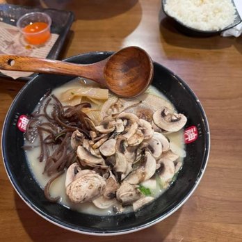 Kami Ramen Bar - Ramen Near Me - Jackson, Tennessee