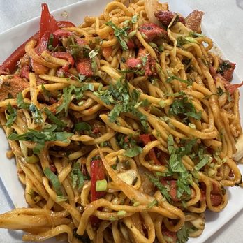 Everest Curry - Chicken Chow Mein - Indian Near Me - Sacramento, California Everest Curry - Chicken Chow Mein - Indian Near Me - Sacramento, California