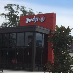 Wendy's - Day 1: in the HEB Parking Lot. Opening at 12:00 Noon