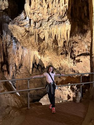 Luray Caverns by null