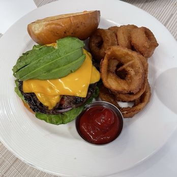 Fire Vine Grill & Bar - Avocado Burger - Bars Near Me - Burlingame, California