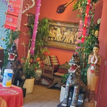 Thai Chiang Mai - Beautiful interior - Thai Near Me - Greensboro, North Carolina Thai Chiang Mai - Beautiful interior - Thai Near Me - Greensboro, North Carolina
