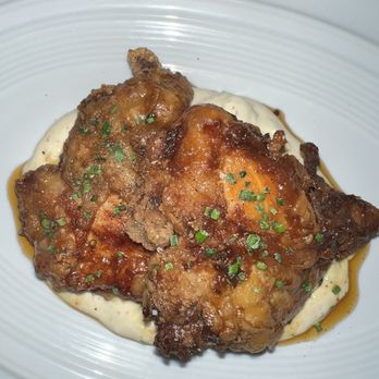 2 Spring - New American Near Me - Oyster Bay, New York