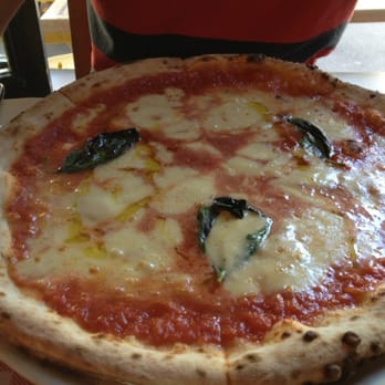 Puntino Trattoria - Italian Near Me - Woolloomooloo, NSW