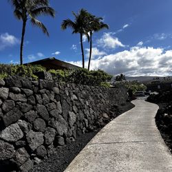 Kuki'o Beach