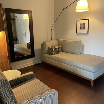 Acqua Hotel - Hotels Near Me - Mill Valley, California