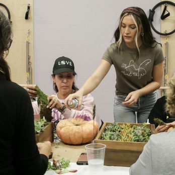 Mint4U - Floral Designers Near Me